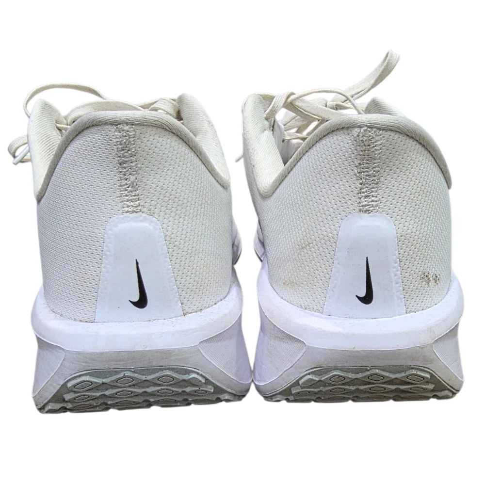 Nike Quest 6 Men Road Running Shoes Athletic Sneakers White Size 12